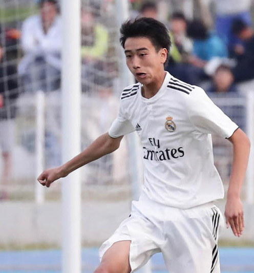  天才少年横空出世，打破最年轻进球纪录