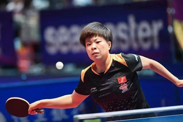  张帅双打搭档换新面孔，默契配合闯入法网八强  