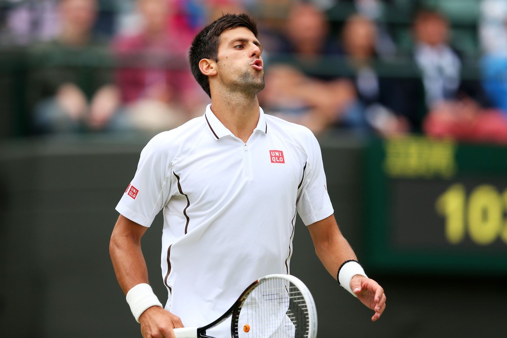  德约科维奇直落三盘，温网卫冕势如虹