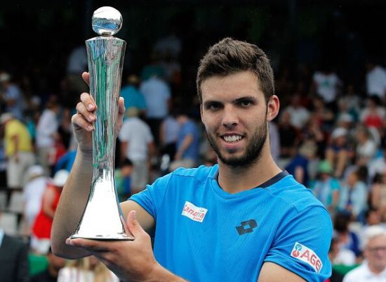  兹维列夫柏林登顶，本土作战斩获职业生涯首冠